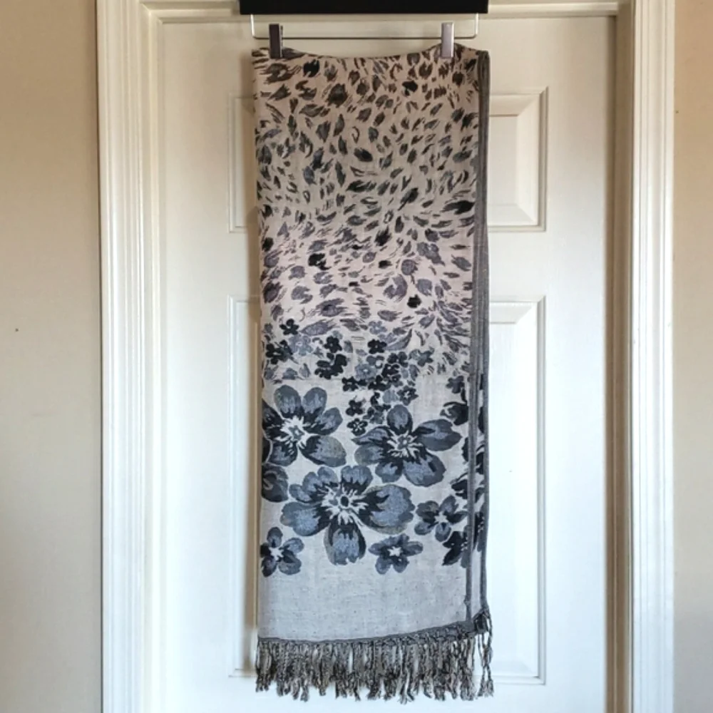Reversible Silk Pashmina Scarf Wrap – Black Tan Cream Gray Floral